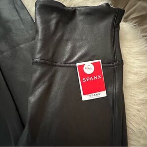 NWT SPANX Black Leggings large Petite